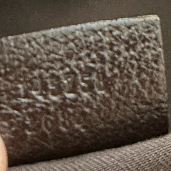 Authentic Gucci tote bag satchel with dustbag - Picture 5 of 17